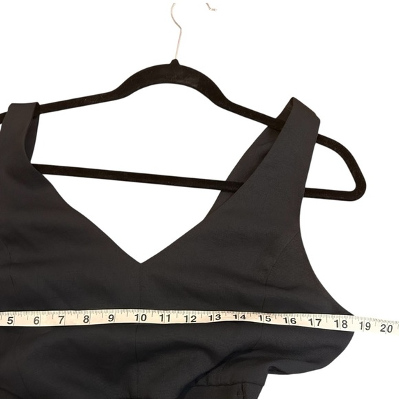 Aritzia Wilfred Écoulement Romper- Black- Size 10 - Picture 9 of 12